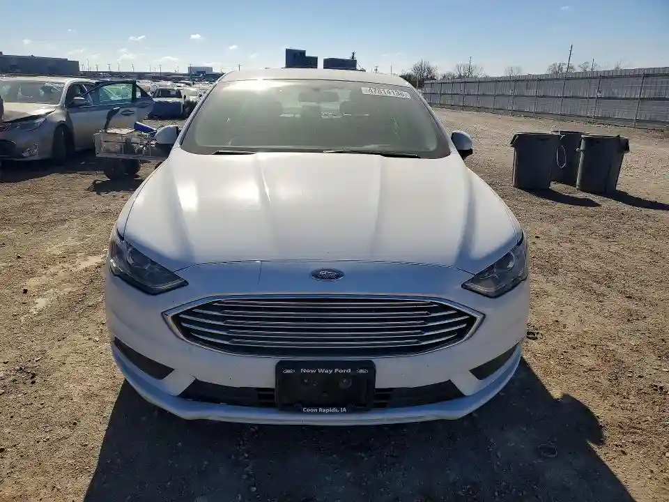 3FA6P0UU2JR100420 2018 FORD FUSION-4