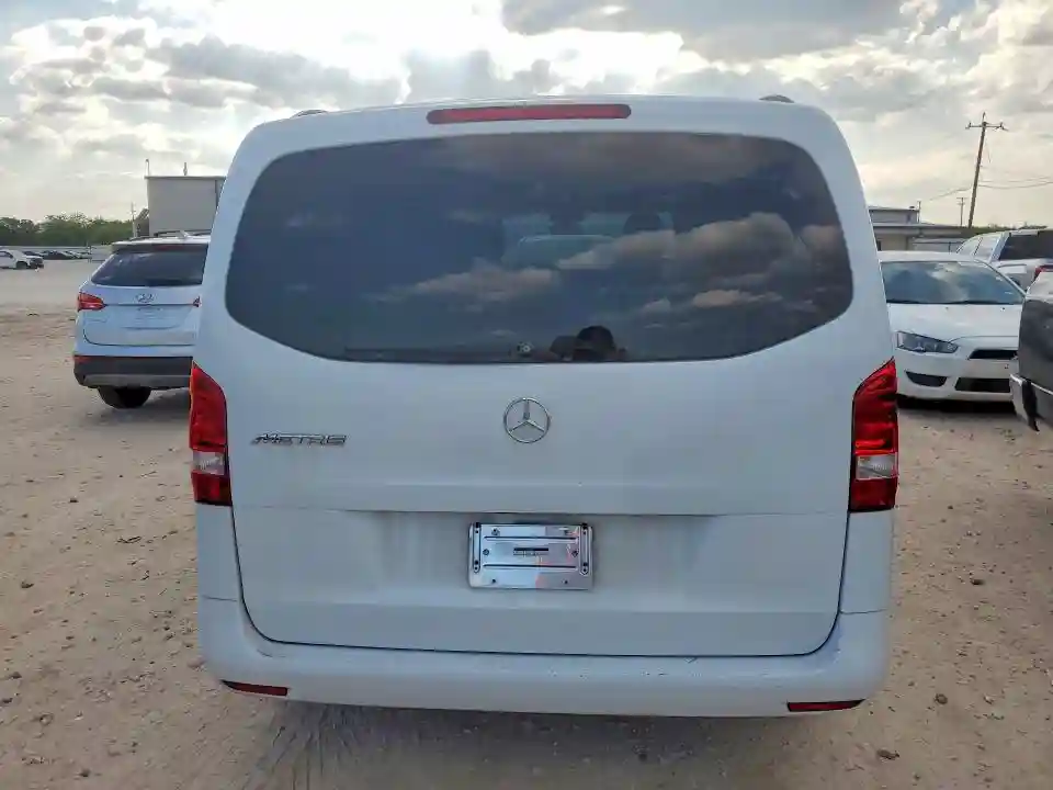 WD4PG2EE4G3095963 2016 MERCEDES BENZ METRIS-5