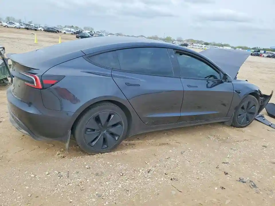 5YJ3E1EA9SF022735 2025 TESLA MODEL 3-2