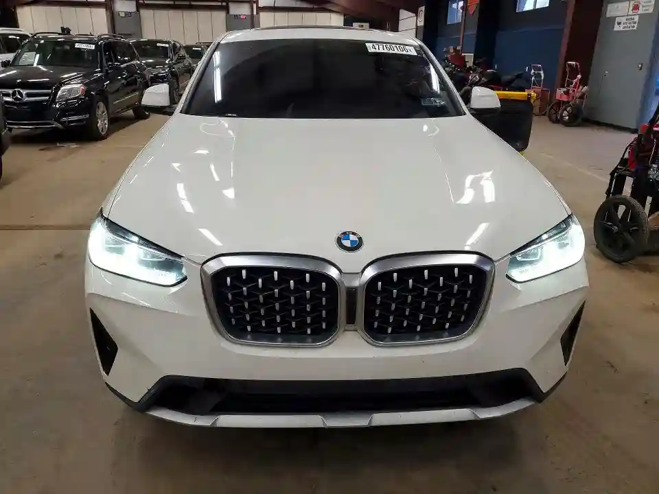 5UX33DT09N9K12081 2022 BMW X4-4