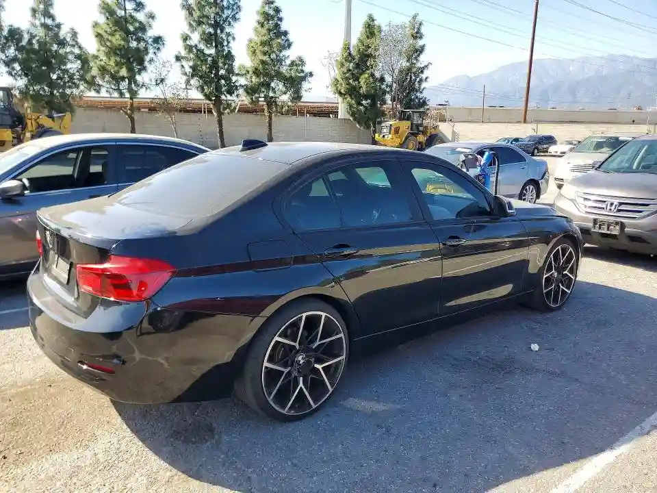 WBA8E1G57JNU89851 2018 BMW 3 SERIES-2