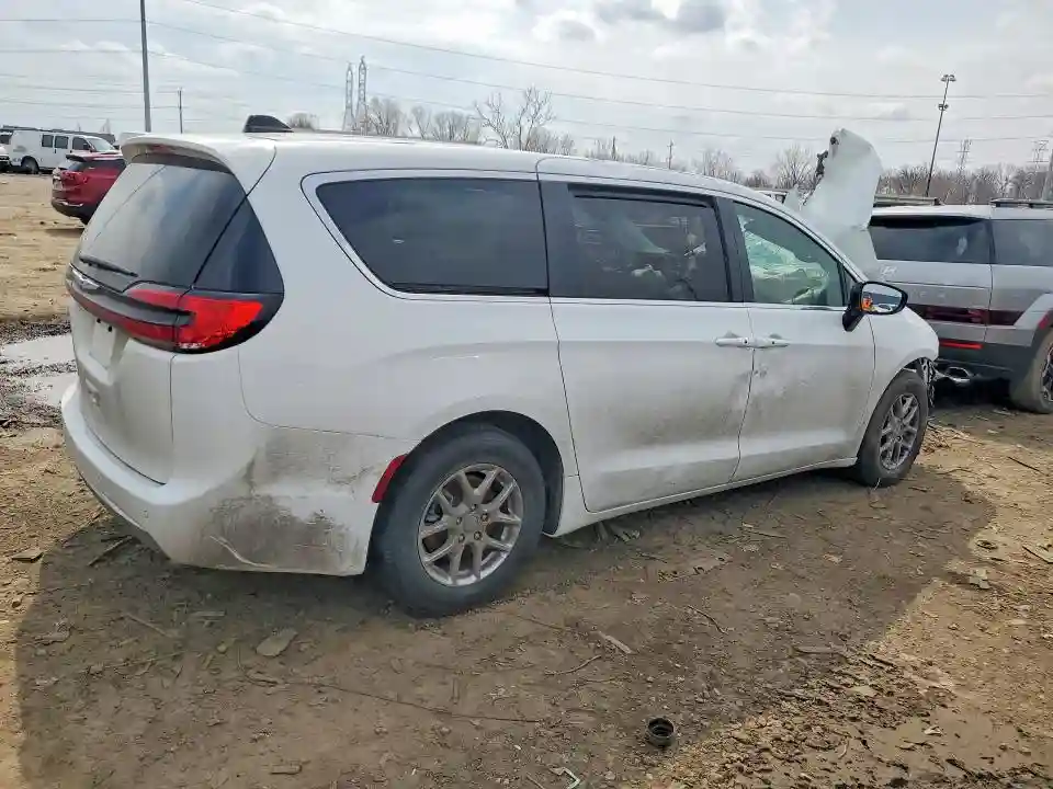 2C4RC1BG7SR601333 2025 CHRYSLER PACIFICA-2
