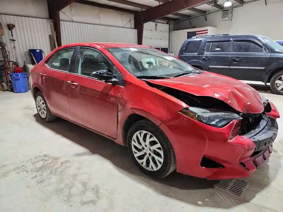 5YFBURHE6JP802707 2018 TOYOTA COROLLA-3