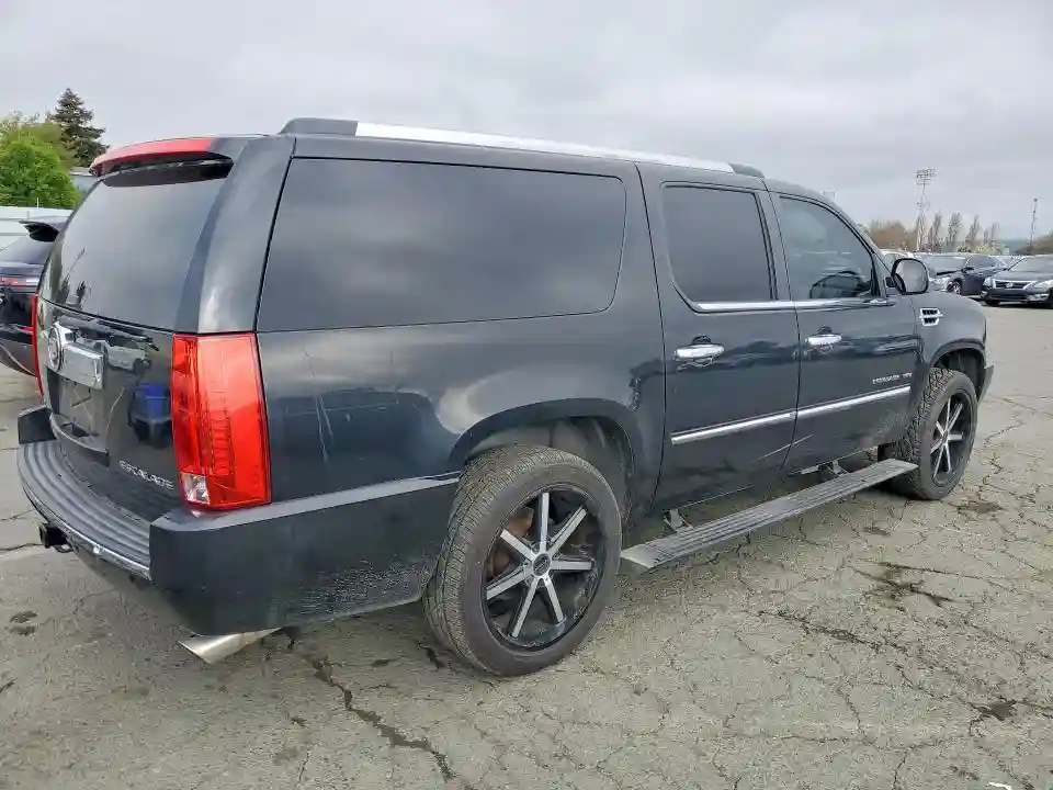1GYS4JEF8BR298631 2011 CADILLAC ESCALADE-2