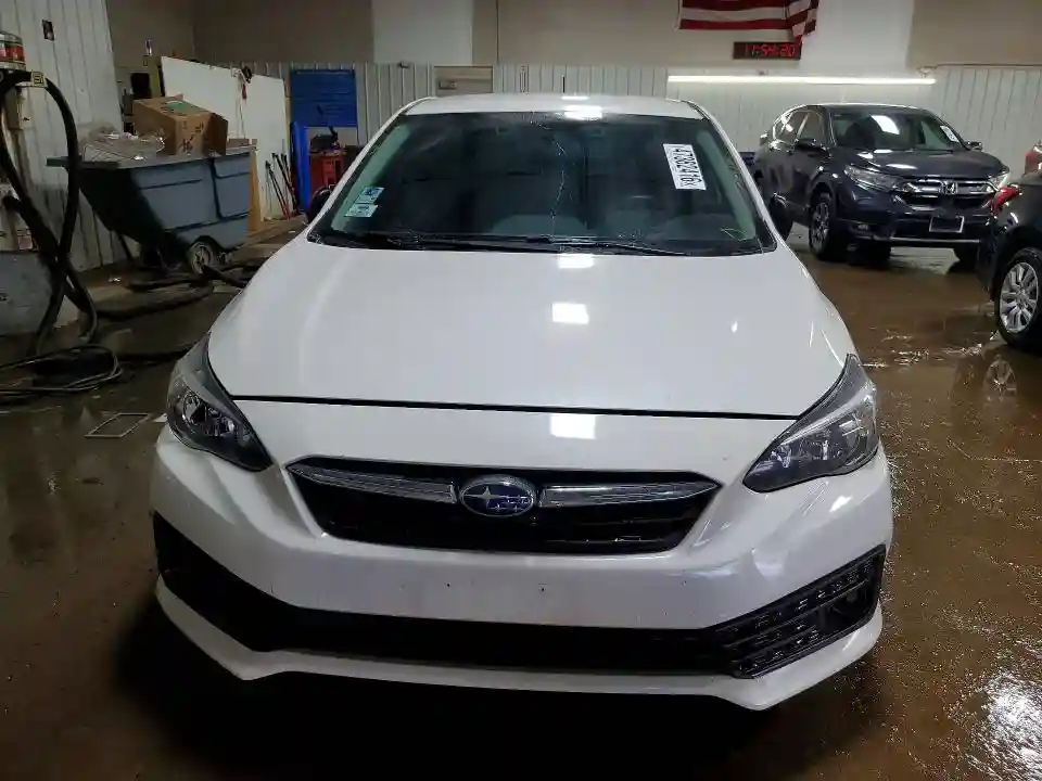 4S3GTAB69N3705589 2022 SUBARU IMPREZA-4