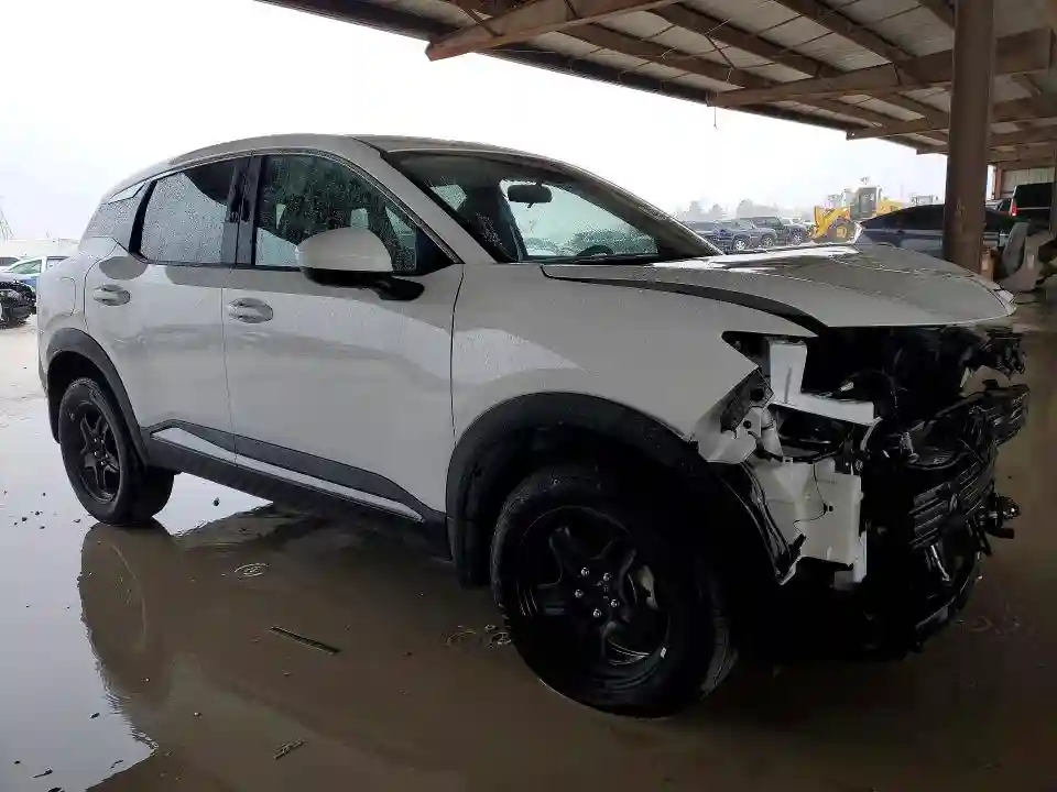 3N8AP6CA8SL435687 2025 NISSAN KICKS-3