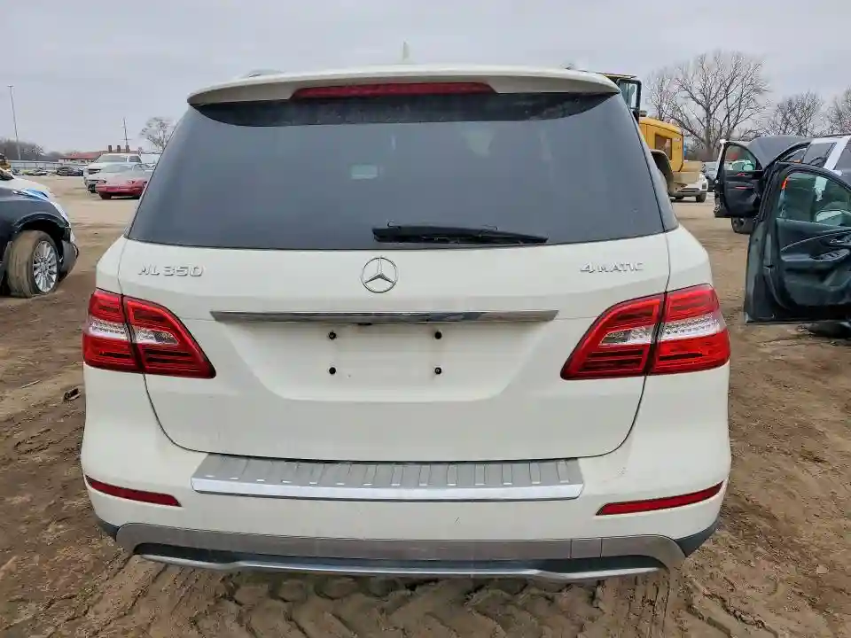 4JGDA5HBXCA044602 2012 MERCEDES-BENZ M-CLASS-5