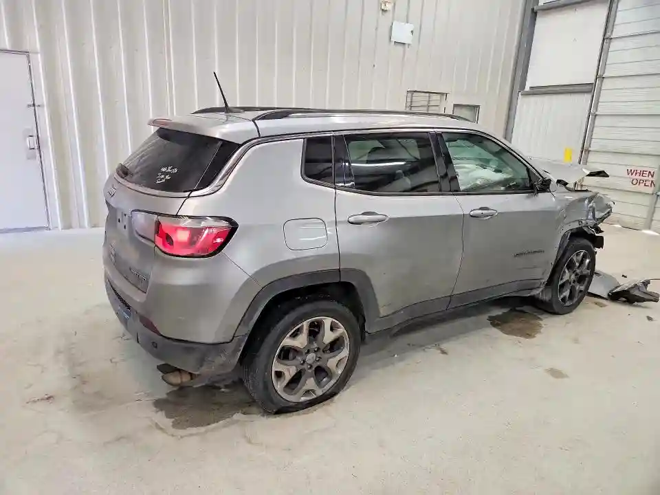 3C4NJDCB3MT520127 2021 JEEP COMPASS-2