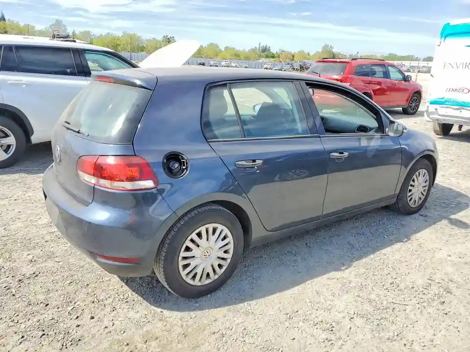 WVWDB7AJ2DW097085 2013 VOLKSWAGEN GOLF-2