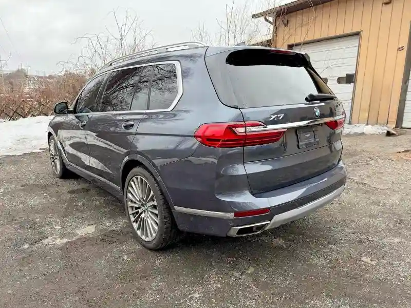 5UXCW2C52KLB43713 2019 BMW X7-2