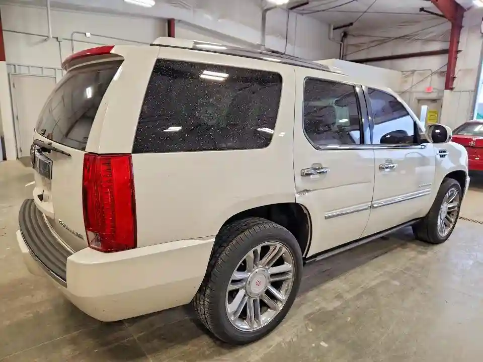 1GYS4DEF7ER218550 2014 CADILLAC ESCALADE-2