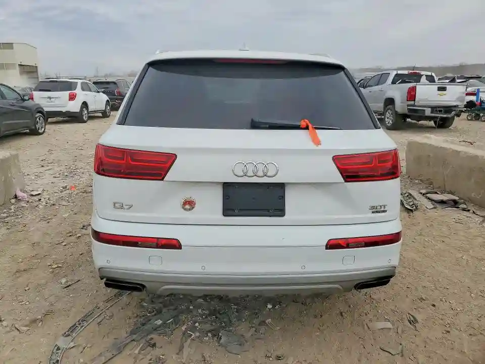 WA1LAAF72HD037697 2017 AUDI Q7-5