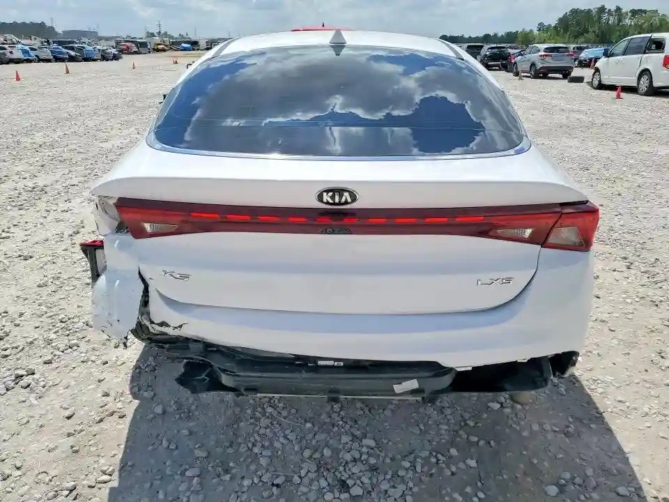 5XXG14J24MG077123 2021 KIA K5-5