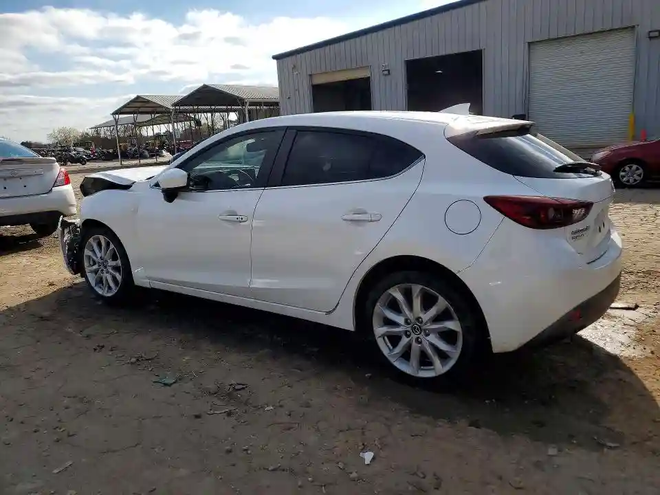JM1BM1N32G1292339 2016 MAZDA 3-1