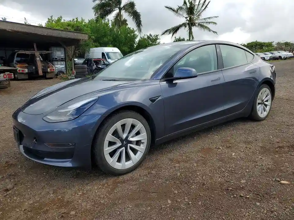5YJ3E1EA5NF326410 2022 TESLA MODEL 3-0
