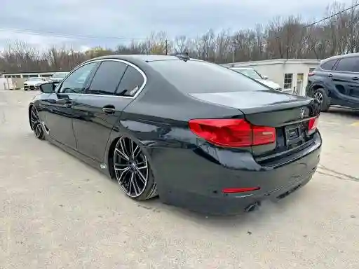 WBAJR7C00LWW62917 2020 BMW 5 SERIES-1