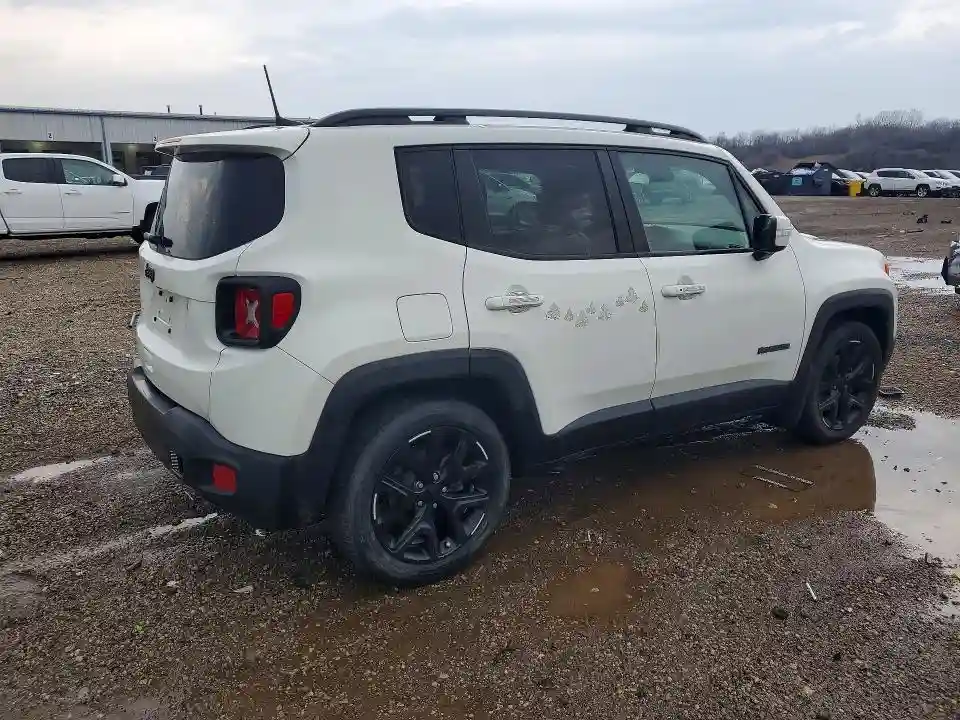 ZACCJABB5JPJ53755 2018 JEEP RENEGADE-2