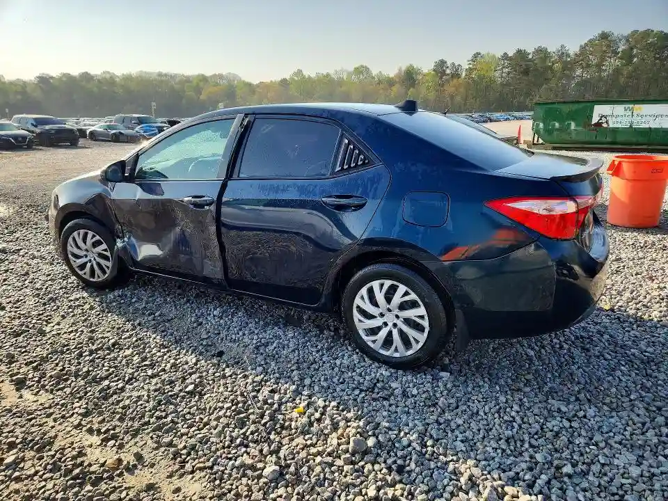 5YFBURHE8JP782038 2018 TOYOTA COROLLA-1