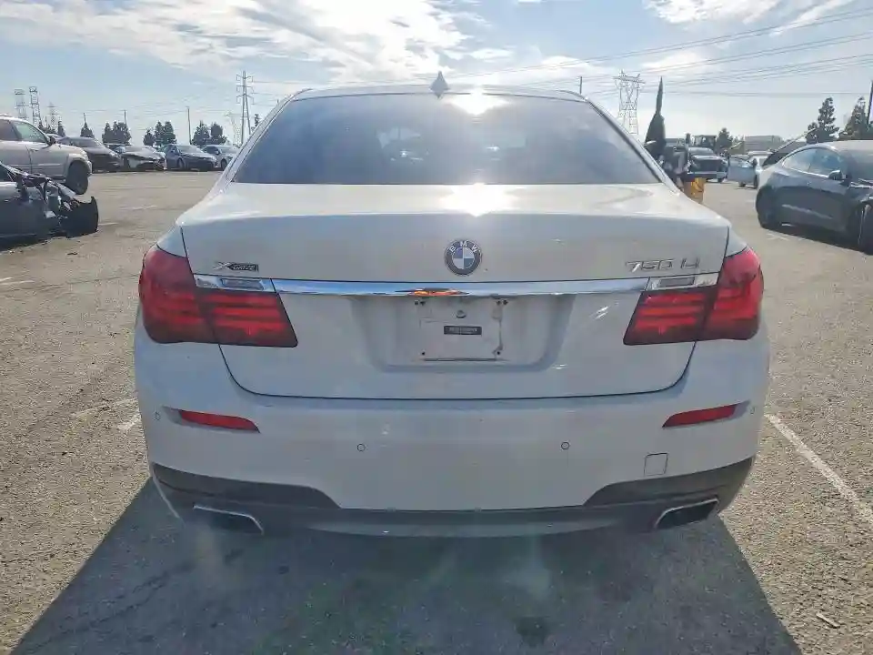 WBAYF8C57ED652666 2014 BMW 7 SERIES-5
