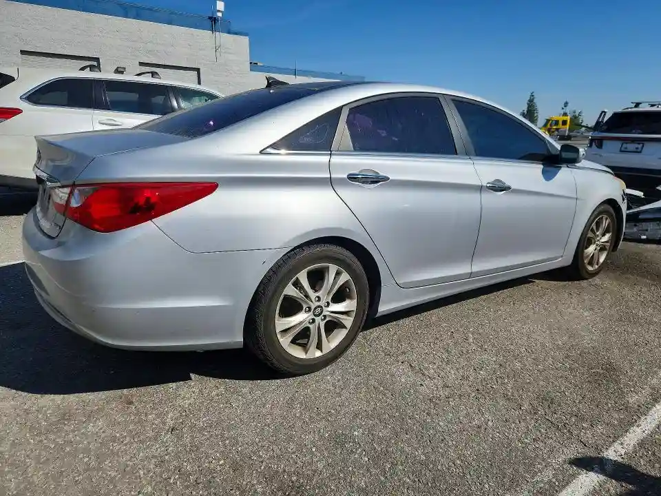 5NPEC4AC0DH662067 2013 HYUNDAI SONATA-2