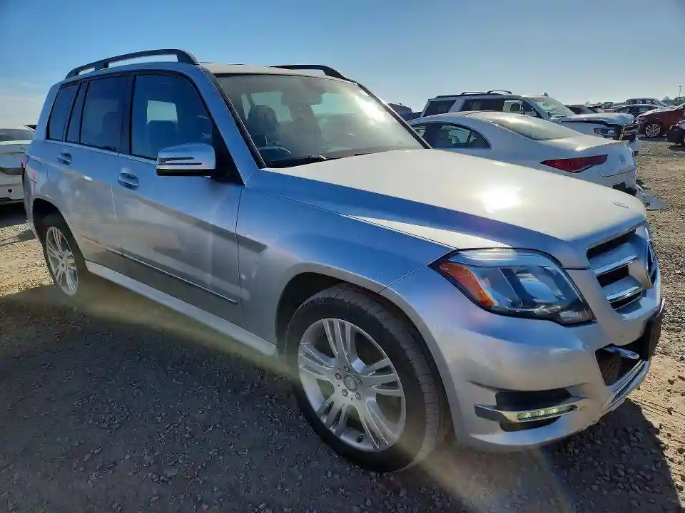 WDCGG5HB8FG351732 2015 MERCEDES-BENZ GLK-CLASS-3