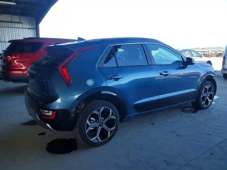 KNDCT3LE8R5182625 2024 KIA NIRO-2