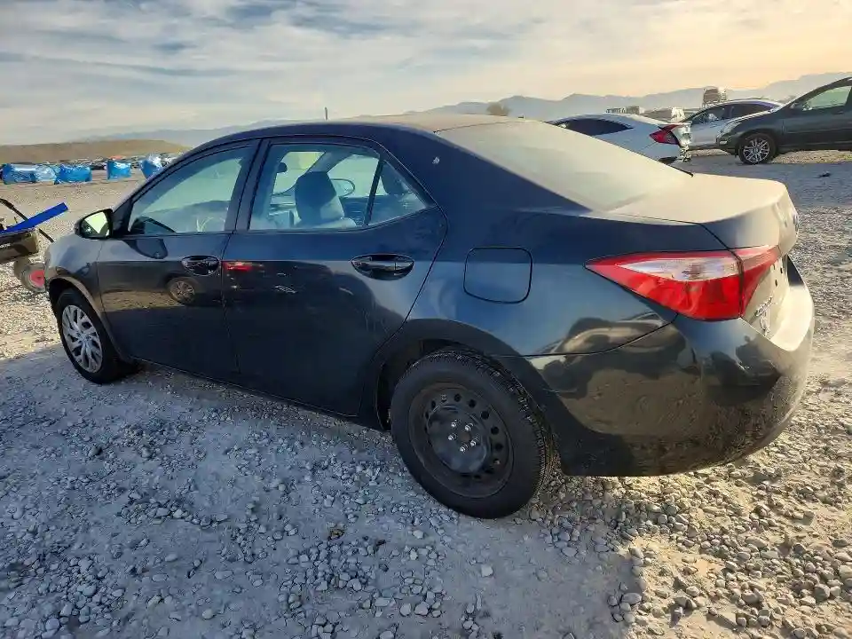 5YFBURHE9KP866158 2019 TOYOTA COROLLA-1