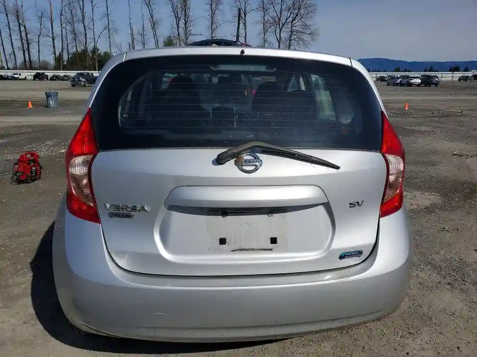 3N1CE2CP0FL414624 2015 NISSAN VERSA-5