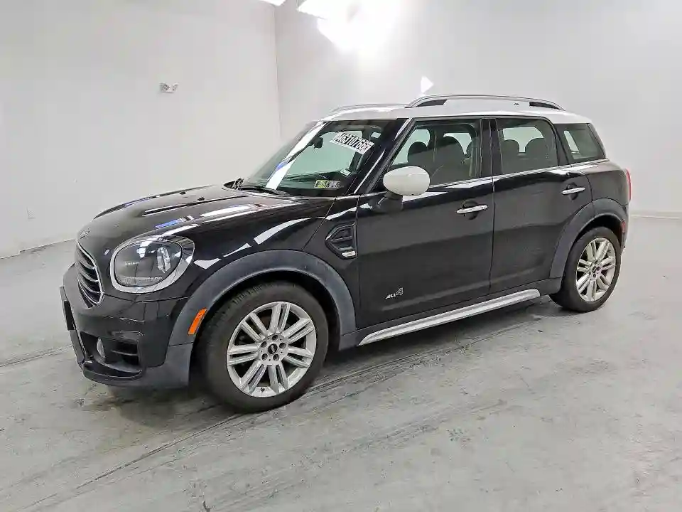 WMZYW5C03L3L16831 2020 MINI COOPER-0