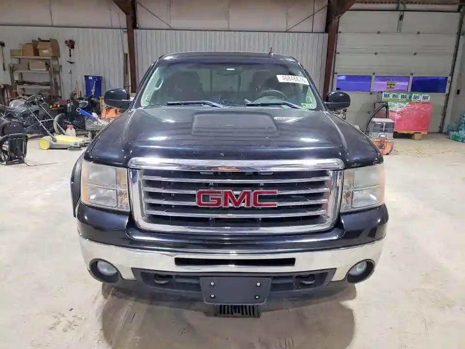 1GTR2VE34BZ293028 2011 GMC SIERRA-4