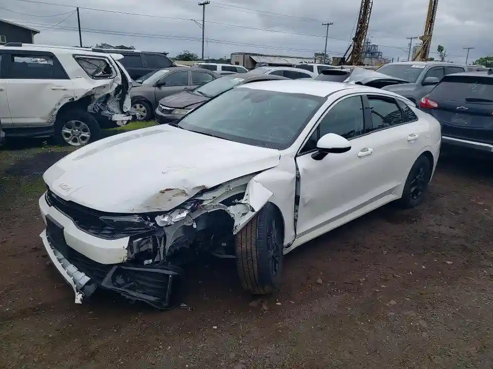 KNAG24J78S5358297 2025 KIA K5-0