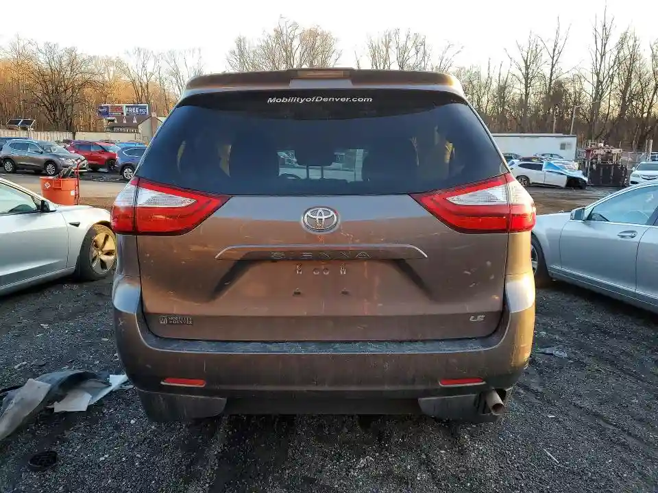 5TDKZ3DC0KS983931 2019 TOYOTA SIENNA-5