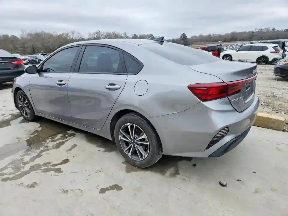 3KPF24AD2NE481011 2022 KIA FORTE-1