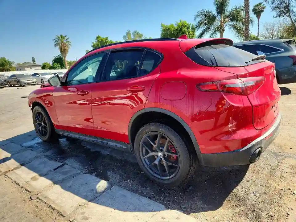 ZASPAJAN8K7C69358 2019 ALFA ROMEO STELVIO-1