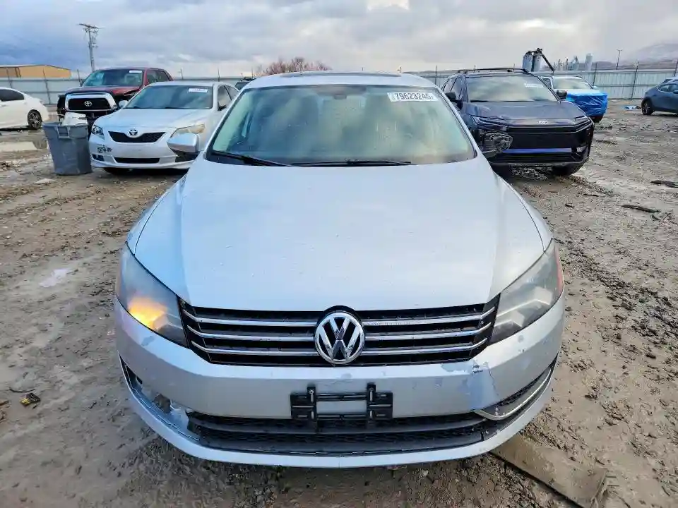 1VWBP7A33CC065107 2012 VOLKSWAGEN PASSAT-4