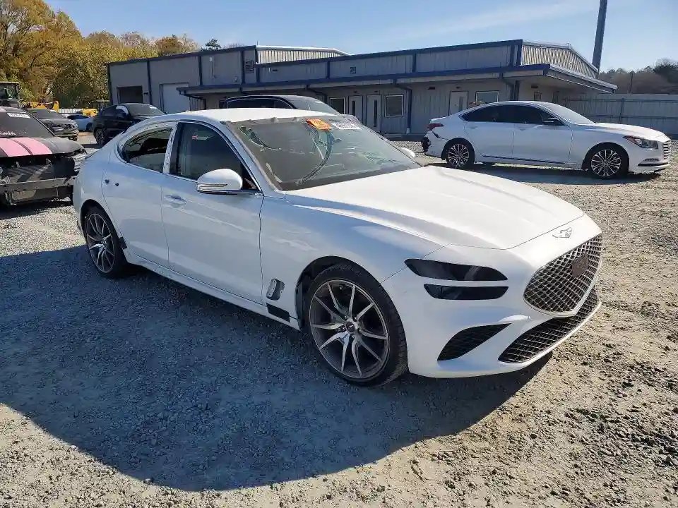 KMTG34TAXPU129823 2023 GENESIS G70 2.0T-3