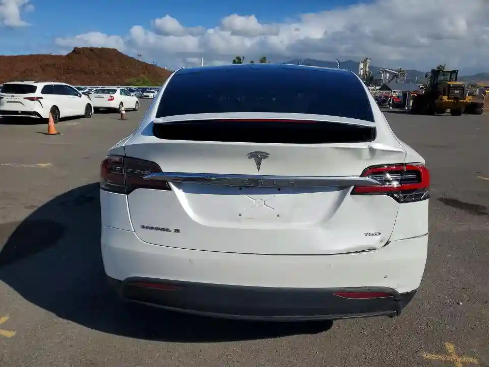 5YJXCAE26HF057192 2017 TESLA MODEL X-5