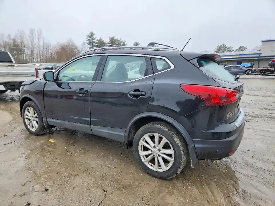 JN1BJ1CR4JW288354 2018 NISSAN ROGUE SPORT-1