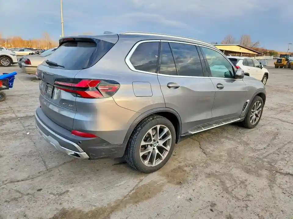 5UX23EU06R9S33072 2024 BMW X5-2