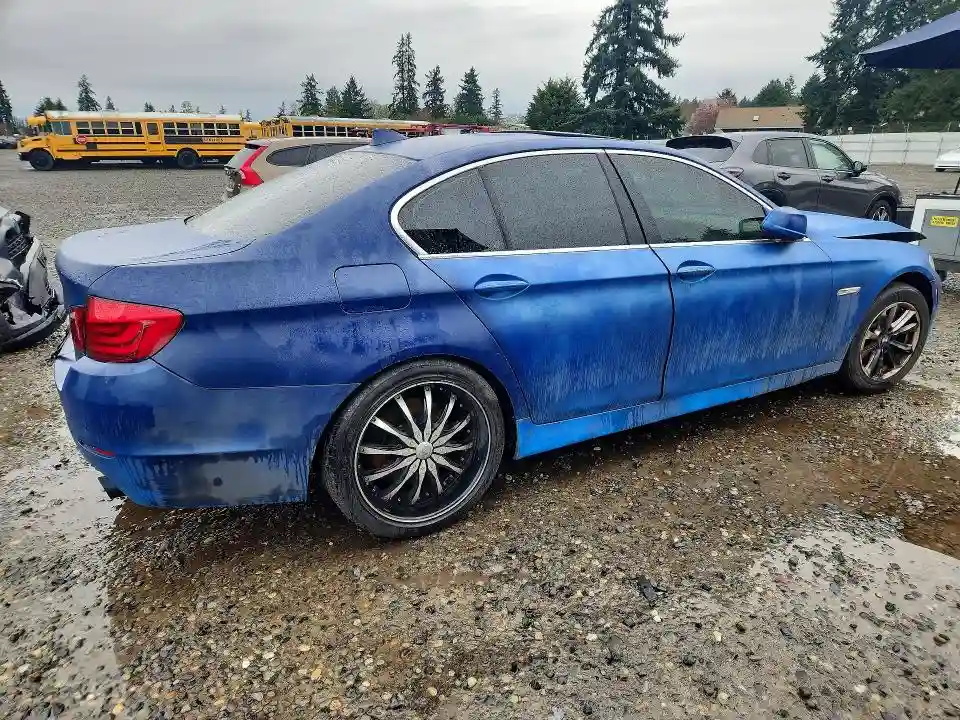 WBAFR7C54CC815379 2012 BMW 5 SERIES-2