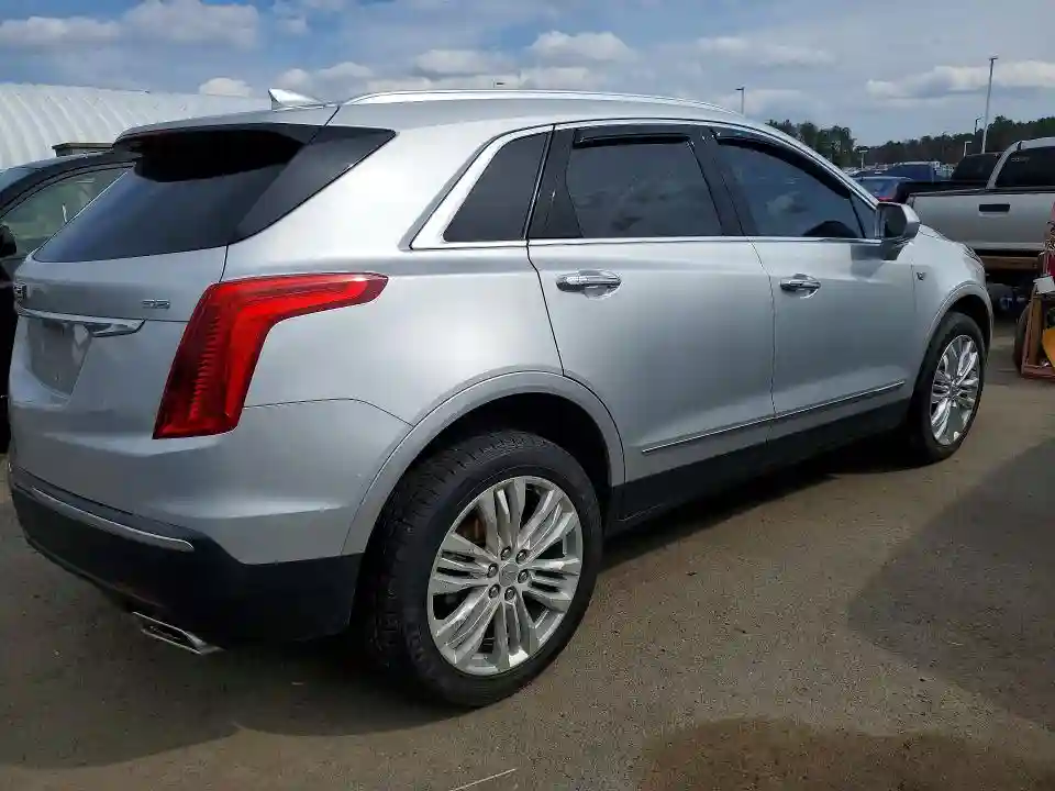 1GYKNFRS0JZ141207 2018 CADILLAC XT5-2