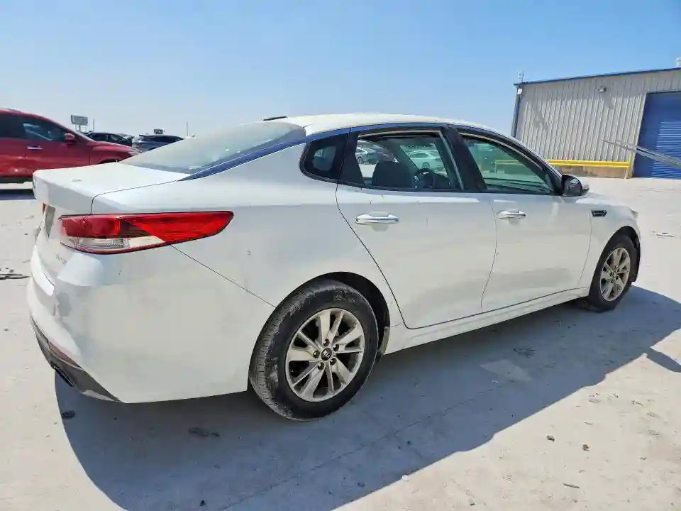 5XXGT4L36GG049148 2016 KIA OPTIMA-2