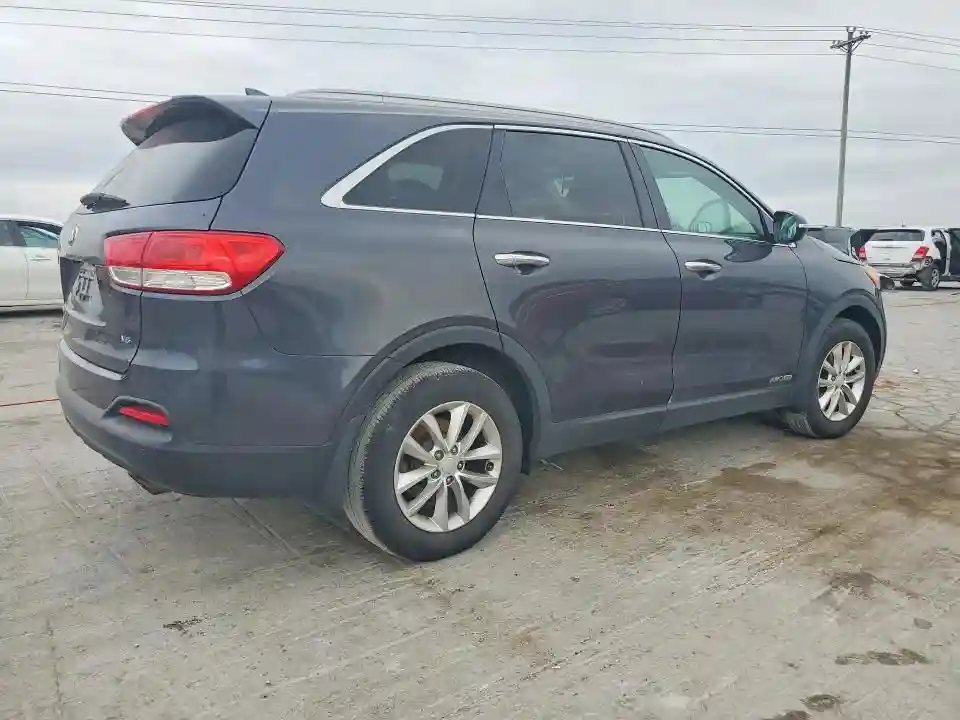 5XYPGDA5XHG302994 2017 KIA SORENTO-2