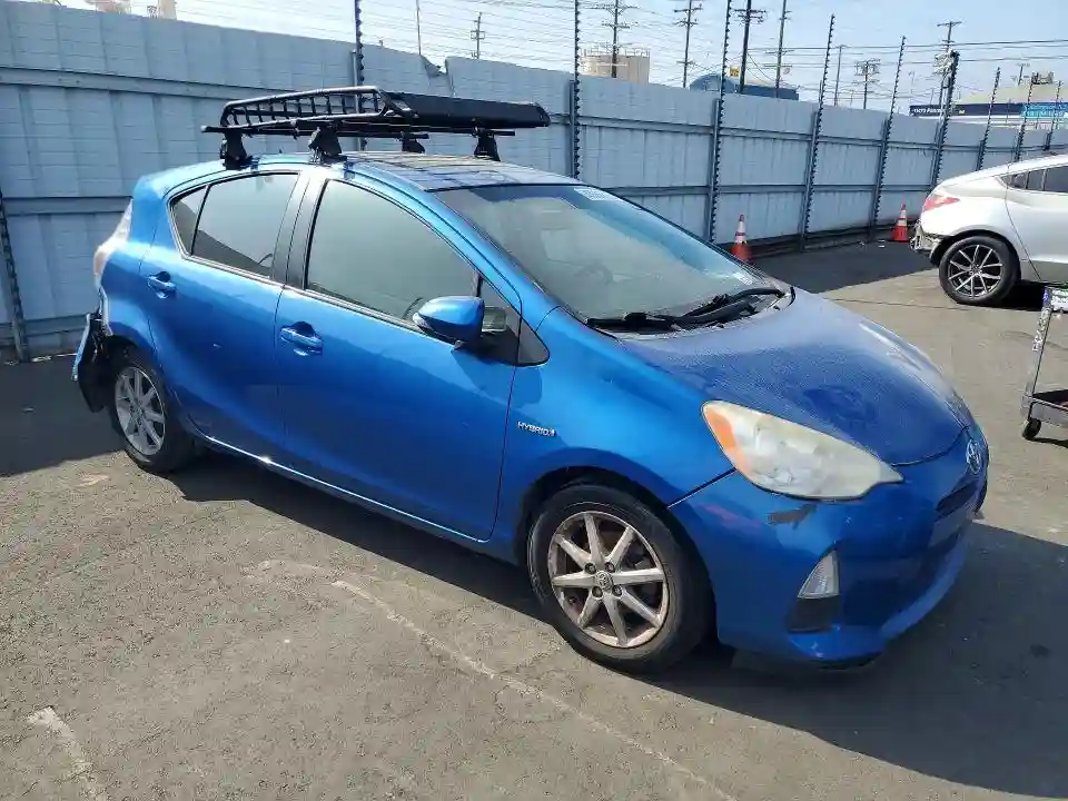 JTDKDTB3XD1034565 2013 TOYOTA PRIUS C TH-3