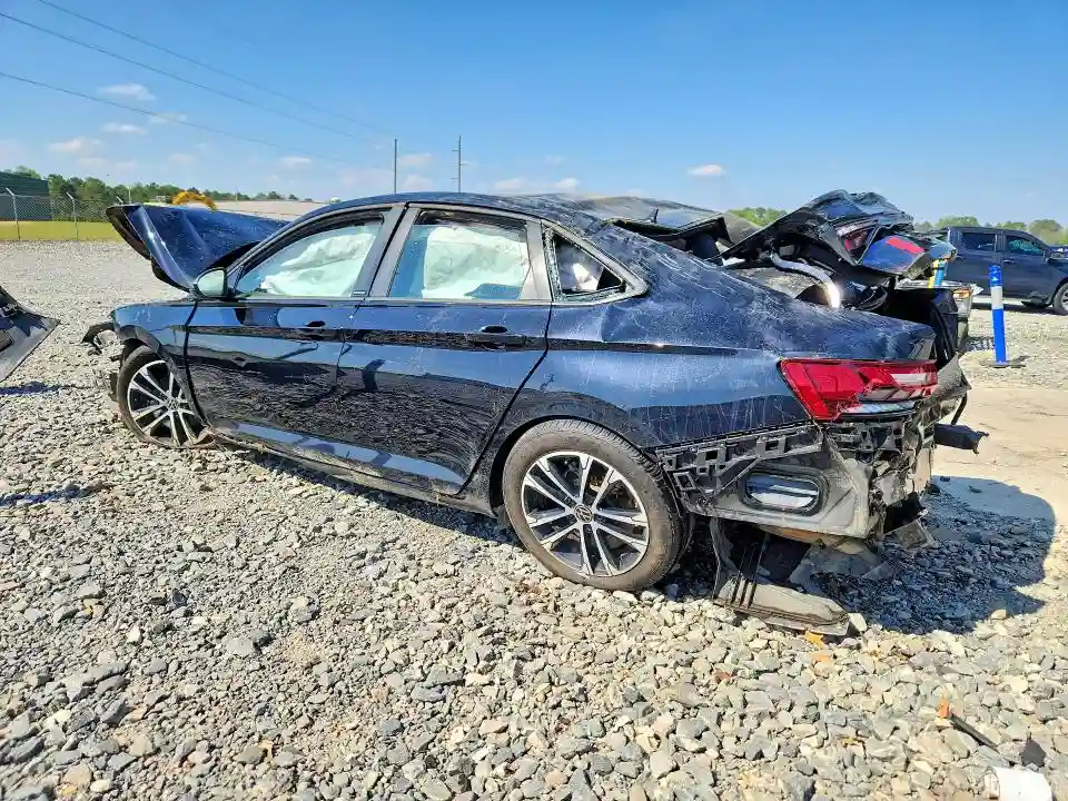 3VWBX7BU1SM076224 2025 VOLKSWAGEN JETTA-1