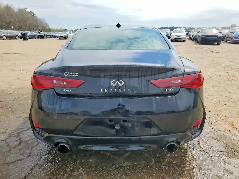 JN1EV7EL2JM391572 2018 INFINITI Q60-5