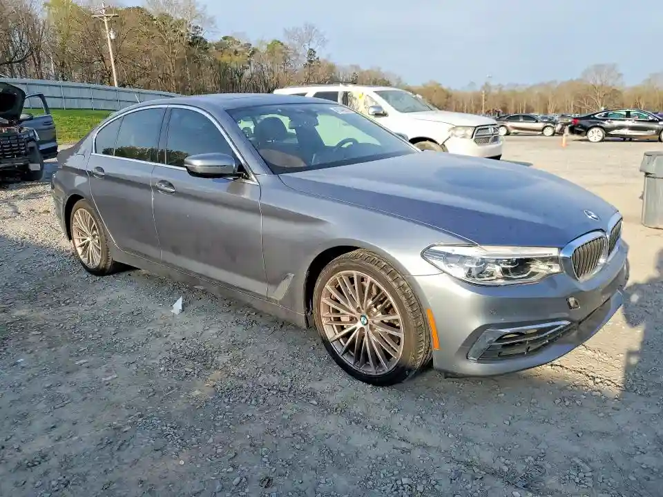 WBAJA5C55KWW23374 2019 BMW 530-3