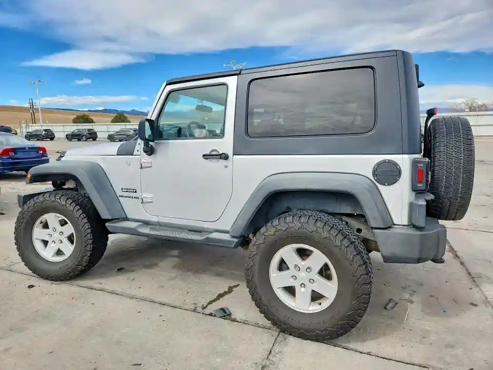 1J4AA2D15AL230224 2010 JEEP WRANGLER-1