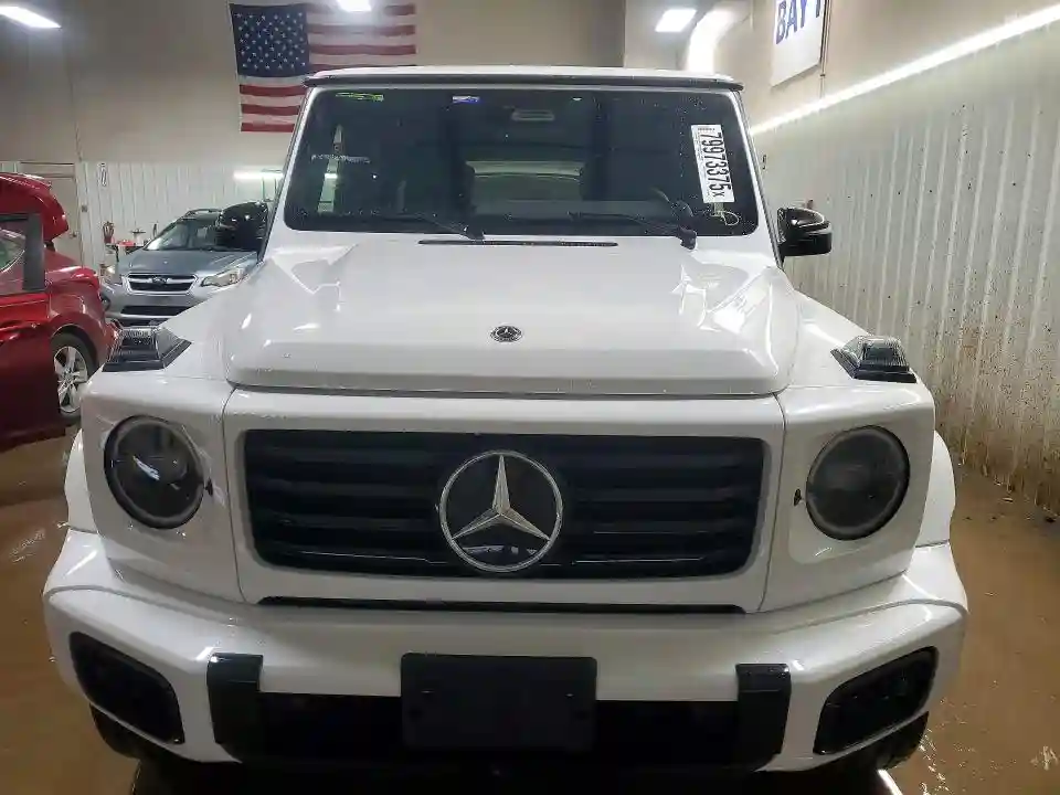 W1NWM0AB6SX030959 2025 MERCEDES-BENZ G-4