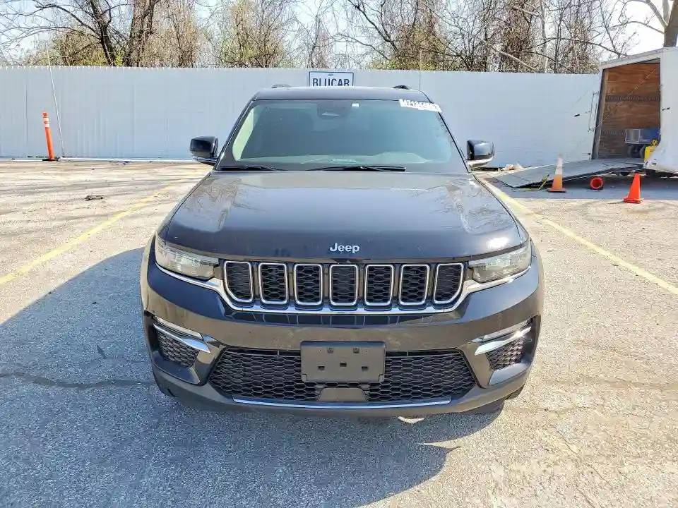 1C4RJYB60N8758322 2022 JEEP GRAND CHEROKEE-4